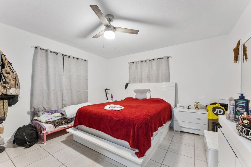 Exceptional investment opportunity! This CBS duplex features two - photo 26