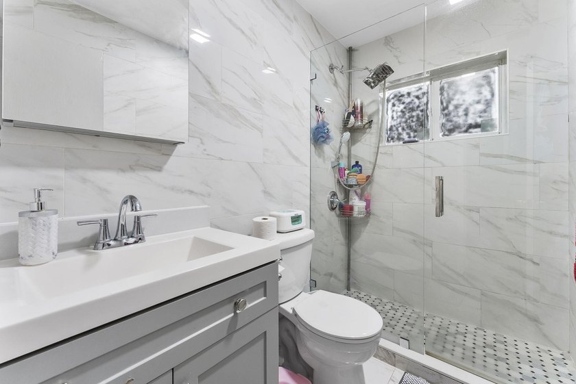 Exceptional investment opportunity! This CBS duplex features two - photo 30