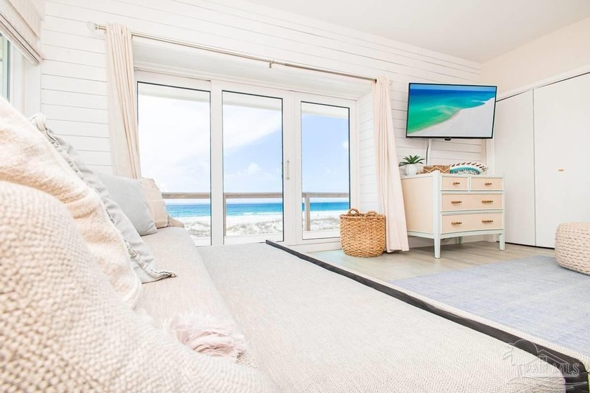 Sand and Light Beach House - Set directly on the sugar-white - photo 27