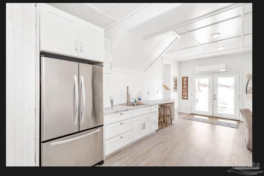 Sand and Light Beach House - Set directly on the sugar-white - photo 50