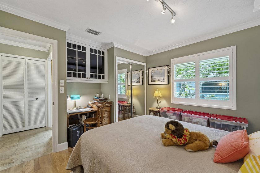 Beautifully and completely updated, this one-of-a-kind home - photo 19