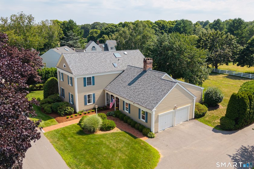 Set on a peaceful cul-de-sac in Madison's highly desirable - photo 38