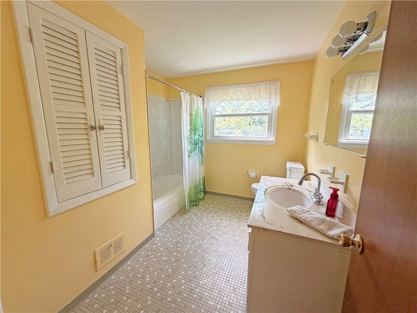 *Back on market* Financing fell through. No delayed negotiations - photo 19