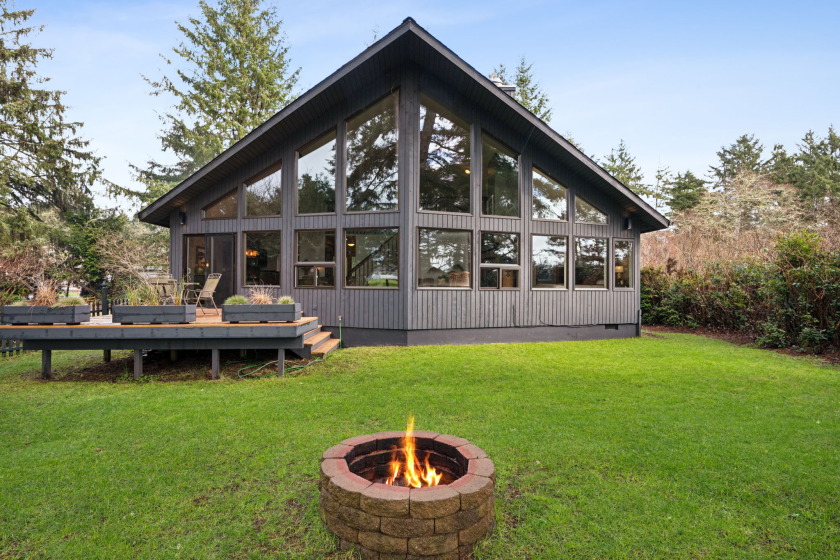 Lindal Cedar Home on the Ocean Shores Golf Course - photo 26