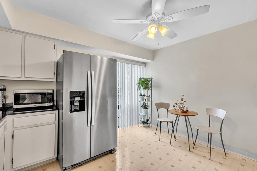 Discover exceptional space, comfort, and convenience in this - photo 16