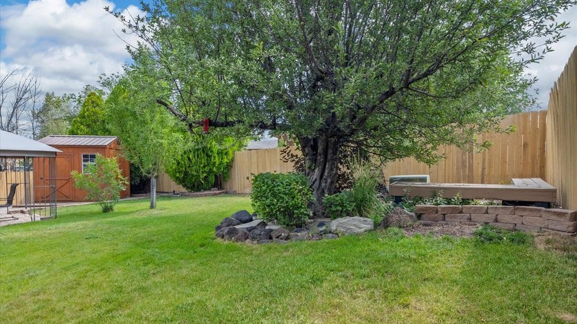 Welcome home to this beautifully maintained home located on a - photo 28