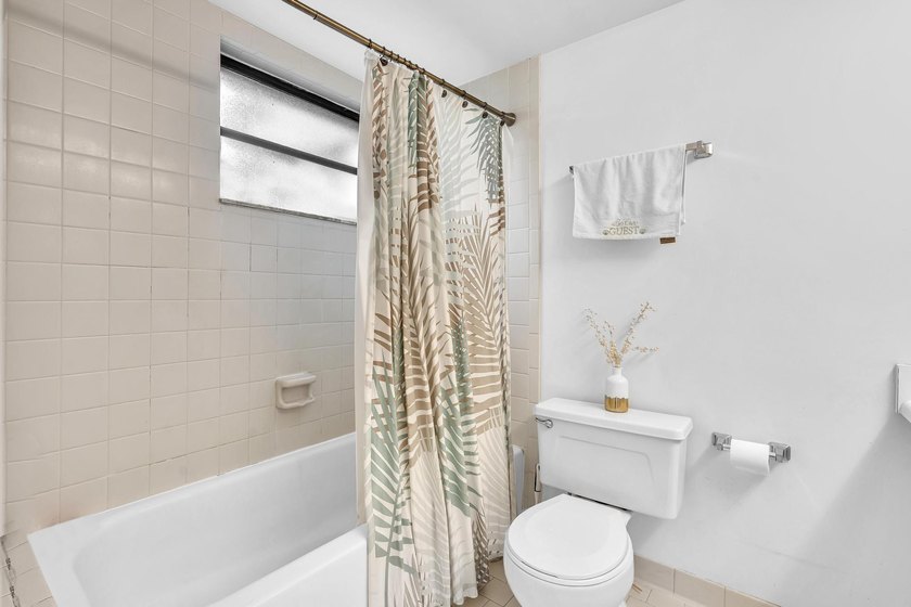Discover exceptional space, comfort, and convenience in this - photo 31
