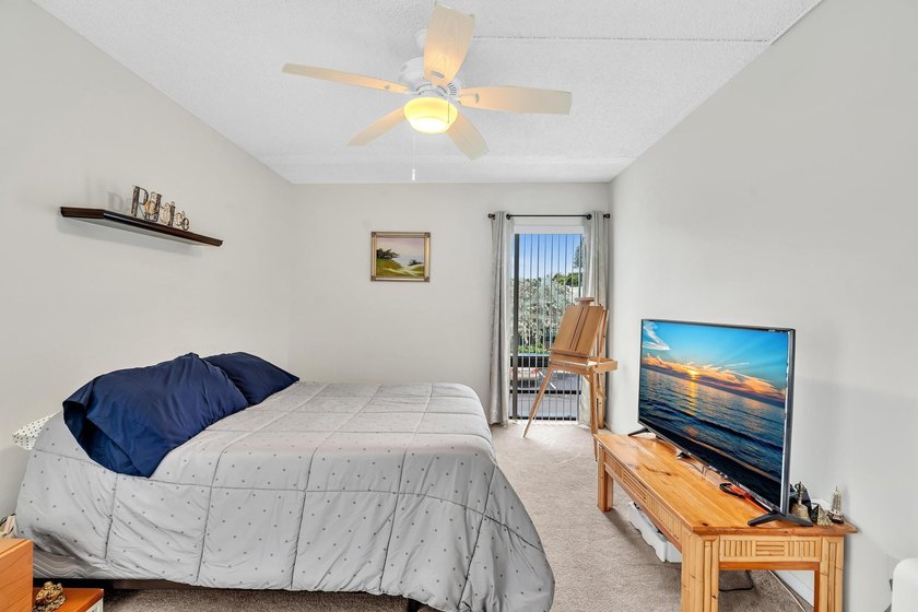 Discover exceptional space, comfort, and convenience in this - photo 34