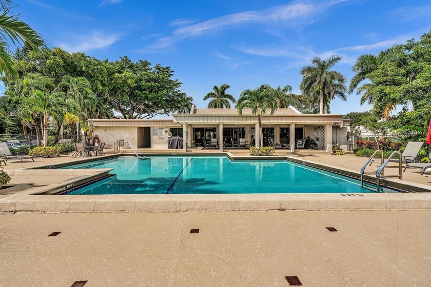 Discover exceptional space, comfort, and convenience in this - photo 39