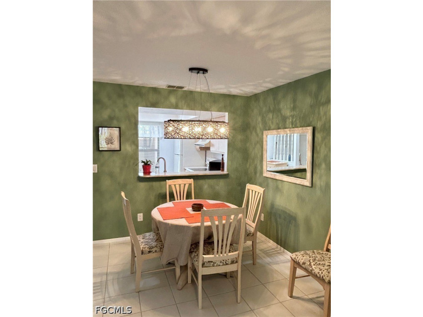 First floor, realistically priced and in great condition - photo 6