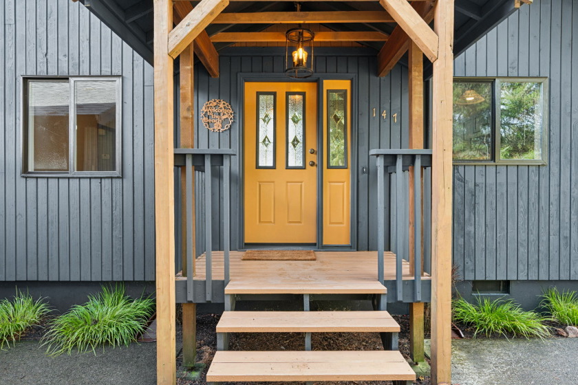 Lindal Cedar Home on the Ocean Shores Golf Course - photo 29