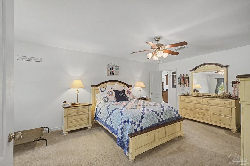 Located in the highly desirable Summerset Estates community of - photo 23