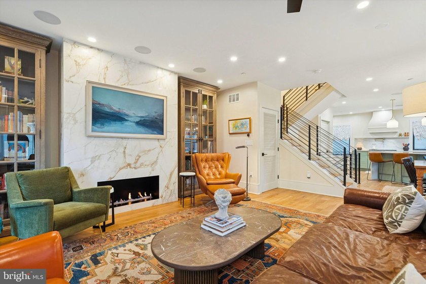 This home is set squarely between Passyunk Square and Queen - photo 26