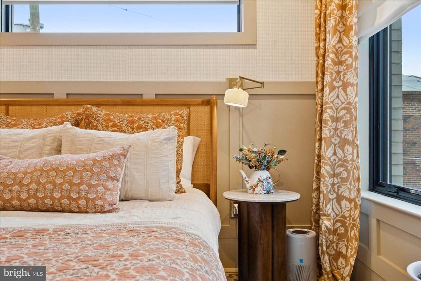 This home is set squarely between Passyunk Square and Queen - photo 40