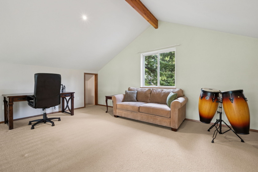 Lindal Cedar Home on the Ocean Shores Golf Course - photo 23