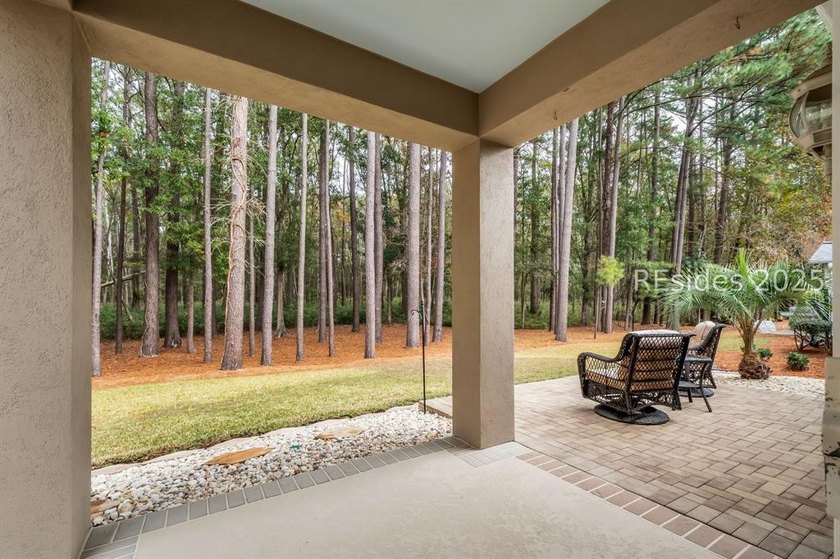 Step into this beautifully landscaped Acadia model, meticulously - photo 23