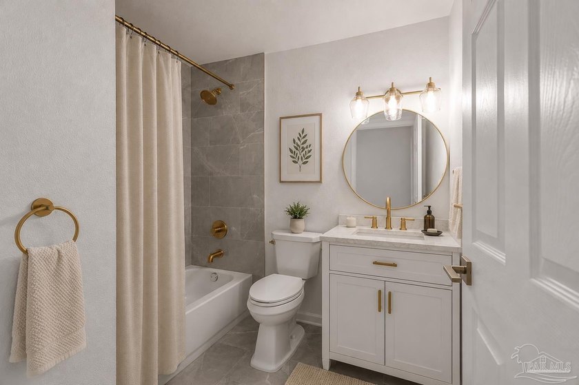 Beautifully renovated and move-in ready! This stunning 4-bedroom - photo 27