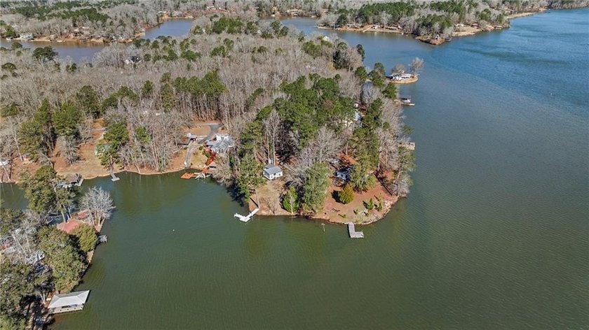 Wake up to breathtaking waterfront views in this stunning home - photo 28