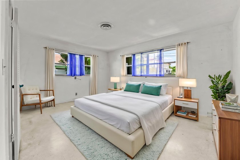 Welcome to this charming single-story residence in Country Club - photo 16