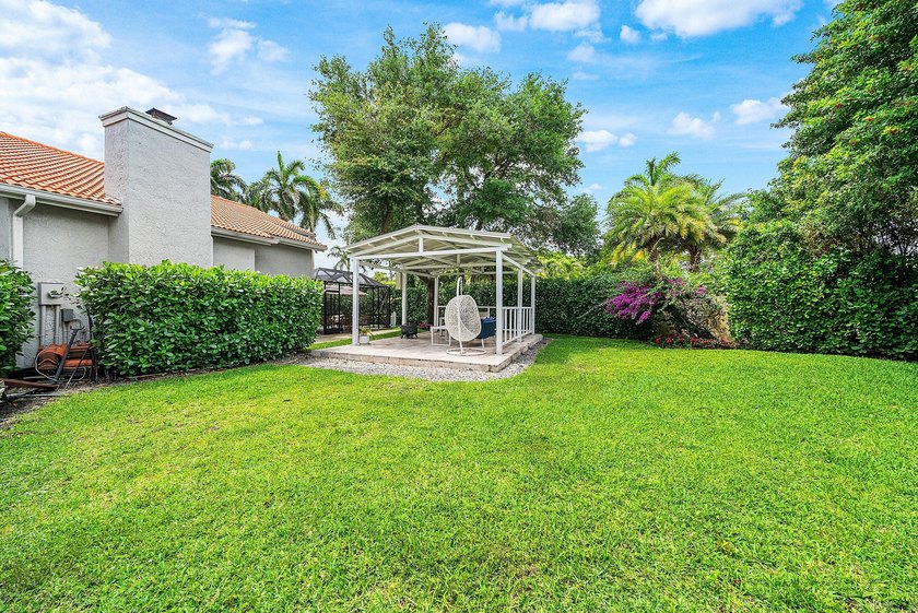 MAKE AN OFFER! Stunning and magnificently expanded two-story - photo 37
