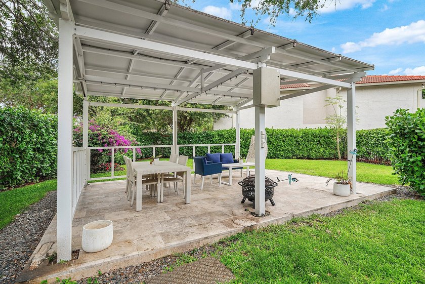 MAKE AN OFFER! Stunning and magnificently expanded two-story - photo 39