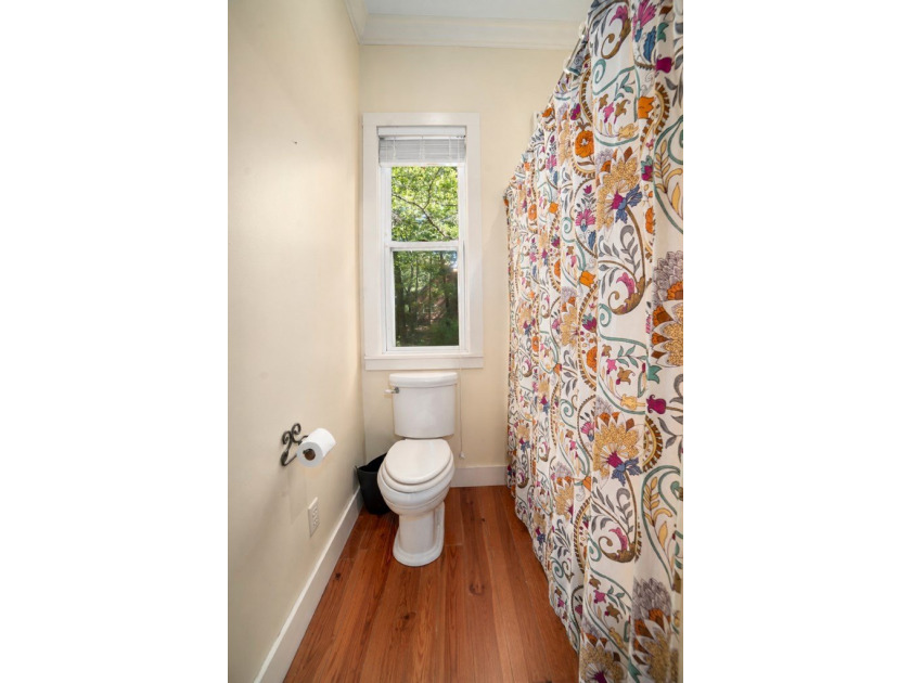 Welcome to the gated community of Hidden Lagoon! This charming 3 - photo 10