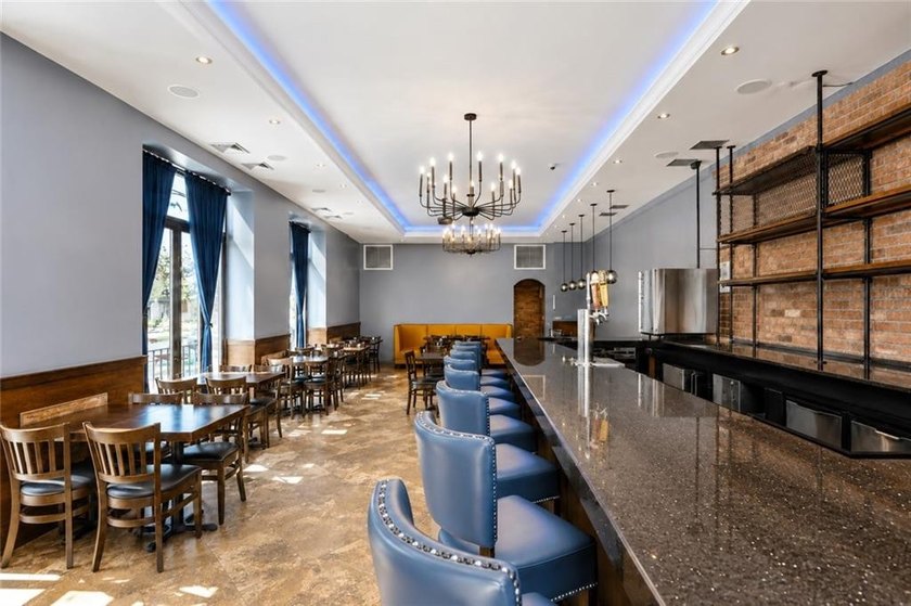 Amazing Business For Sale - Bar/Restaurant in Prime Bay Ridge - photo 17