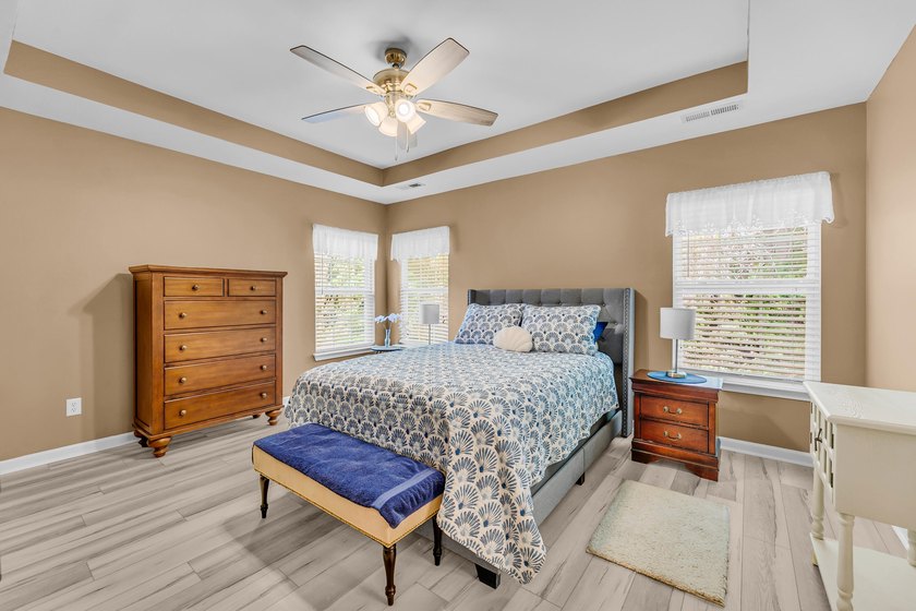 Well-maintained townhome in the desirable area, of The Pines @ - photo 17
