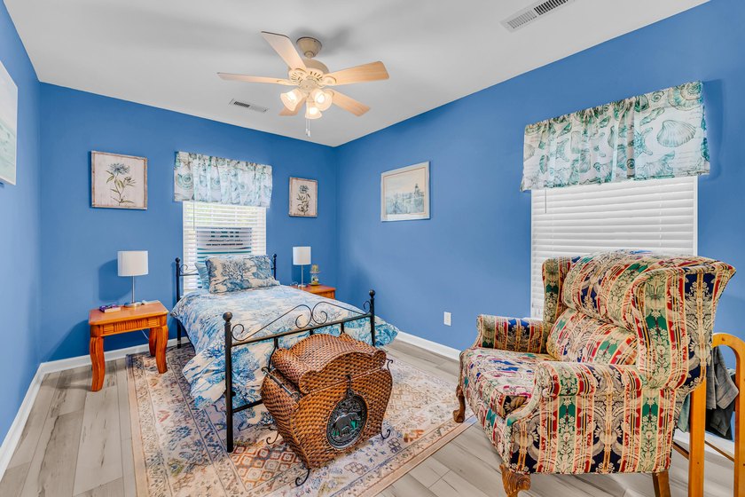 Well-maintained townhome in the desirable area, of The Pines @ - photo 24