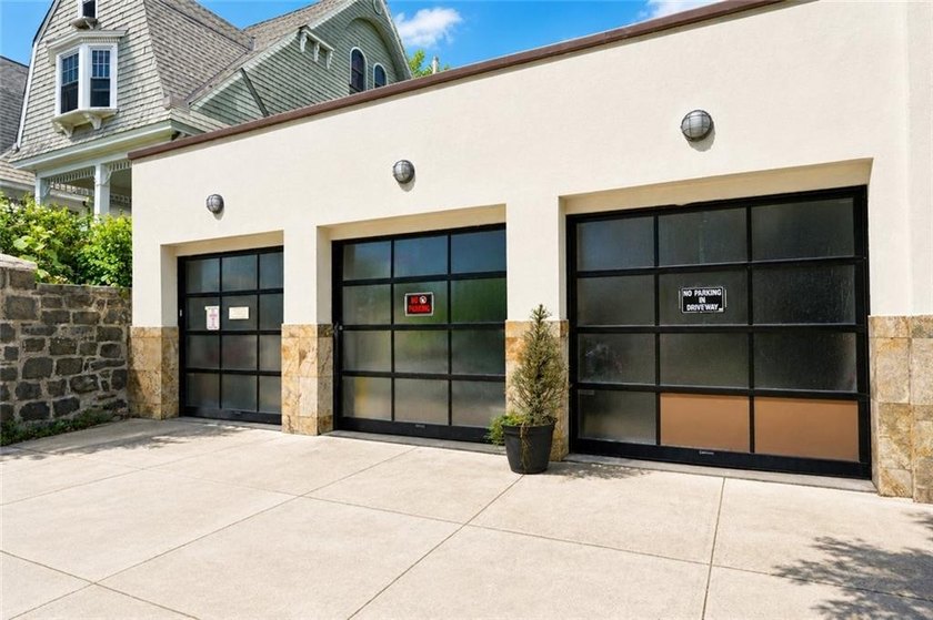 Amazing Business For Sale - Bar/Restaurant in Prime Bay Ridge - photo 25