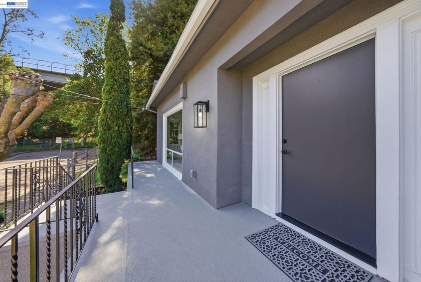 Welcome to 661 Brookwood Place, tucked away on a cul-de-sac in - photo 2
