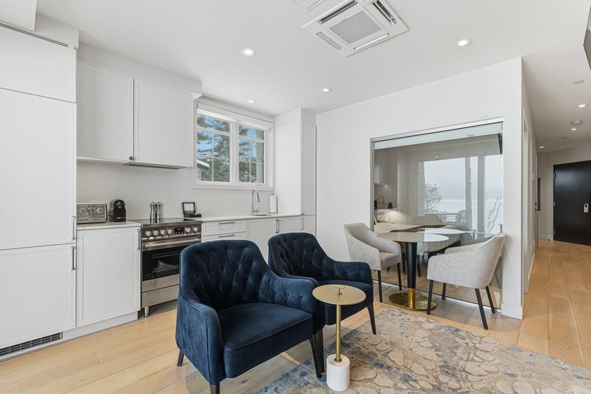 Lac Massawippi ! Magnifique appartement au design raffine, situe - photo 6