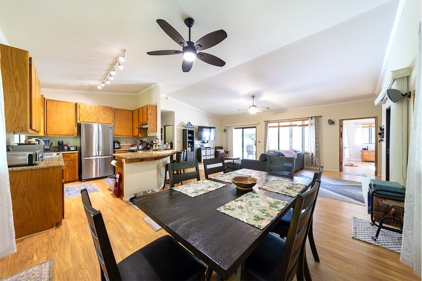 Discover the perfect blend of comfort and tropical abundance in - photo 2