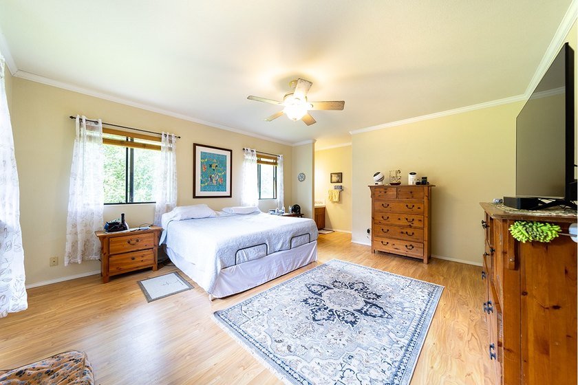 Discover the perfect blend of comfort and tropical abundance in - photo 10