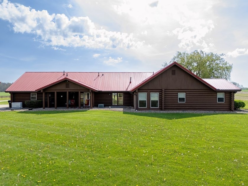 Exceptional log home on 25.509 acres in the Mapleton Local - photo 4