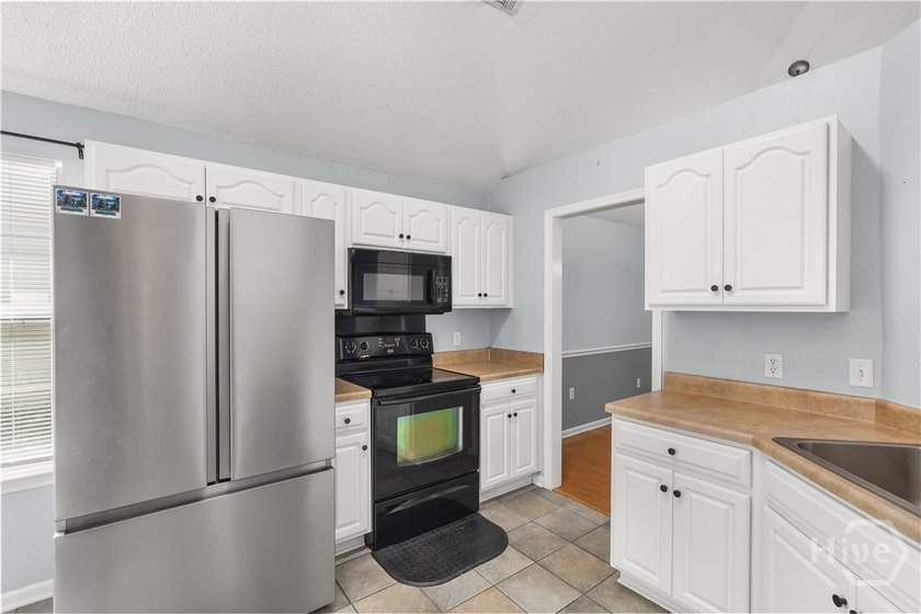 This move in ready 3 bedroom, 2 bath home located in the Berwick - photo 12