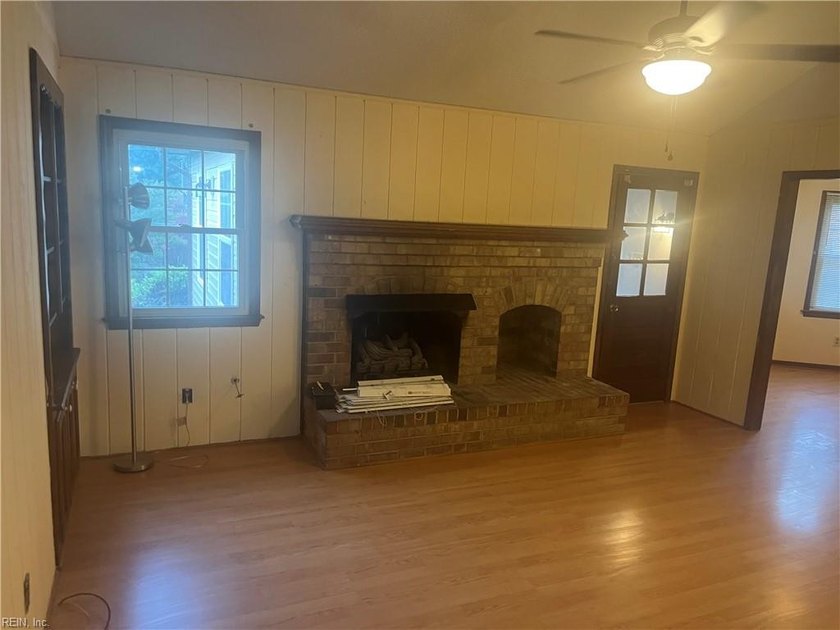 This lovely Rancher style home has lots of room for you! Upon - photo 12