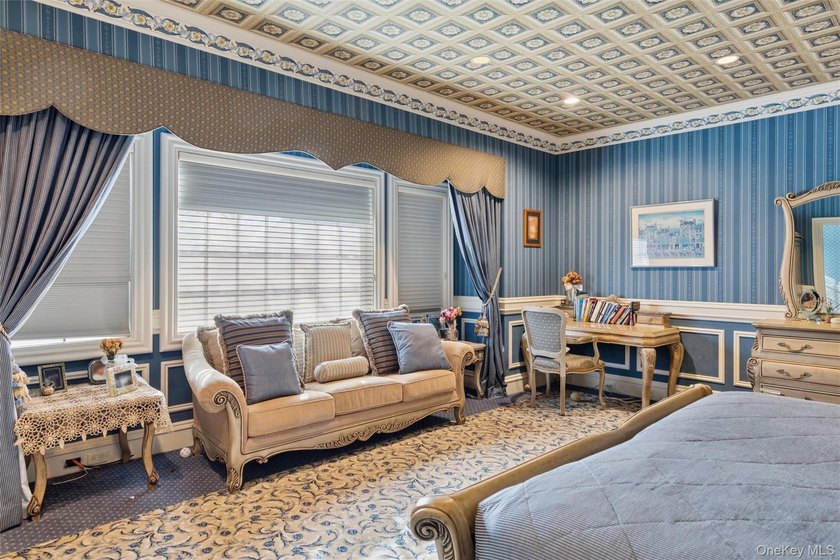 Welcome to this magnificent custom designed Estate! This - photo 14