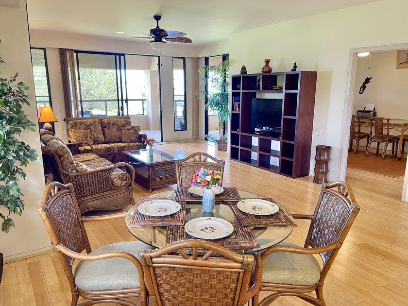 Experience the perfect combination of privacy, comfort, and - photo 5