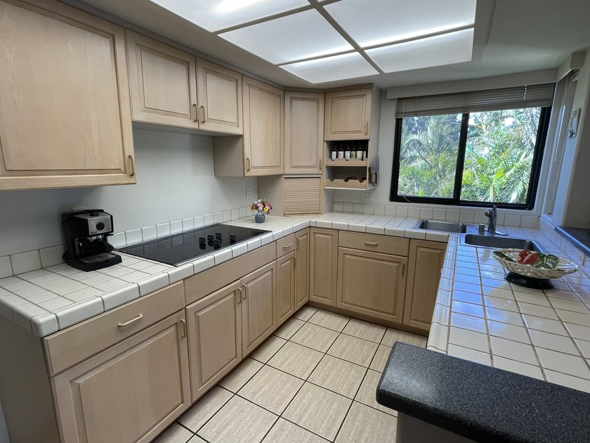 Experience the perfect combination of privacy, comfort, and - photo 8