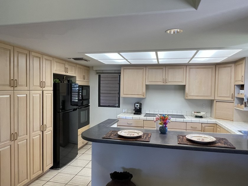 Experience the perfect combination of privacy, comfort, and - photo 10