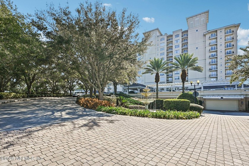 Experience breathtaking, unobstructed St. Johns River views from - photo 6