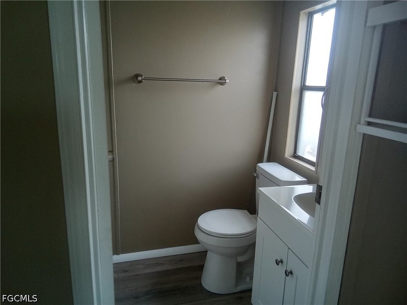 Calling all investors or DIY enthusiasts. Here's your chance to - photo 9