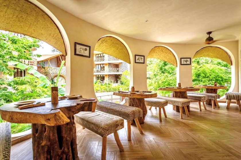 KAN CHARUN VILLA is a luxurious property offering an - photo 20