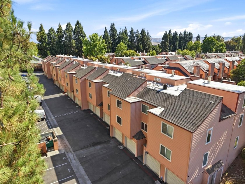 Located in desirable South San Jose, this 1,122 sq ft GROUND - photo 46
