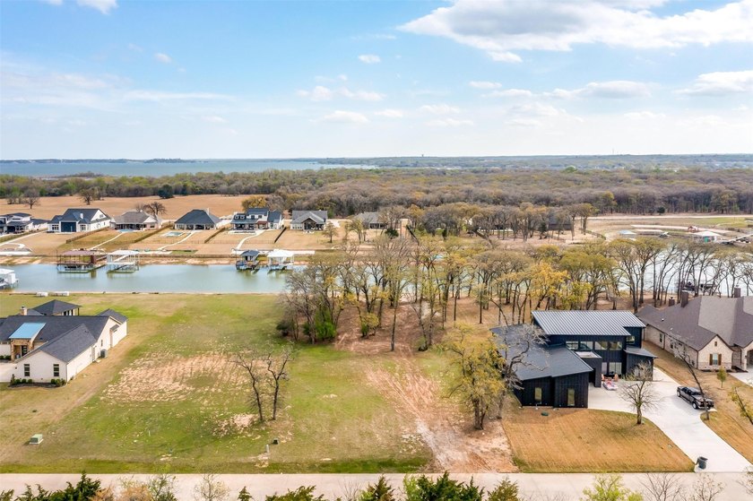 Don't miss out on this LAKEFRONT property in the sought after - photo 3