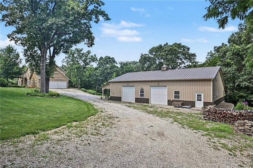 Experience the perfect blend of country living and modern - photo 5