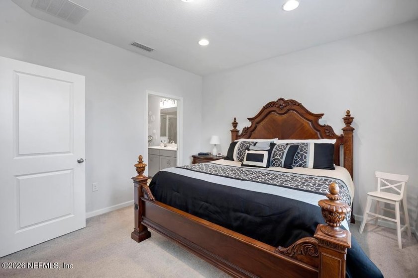 LIVE THE BEACON LAKE LIFESTYLE... FOR LESS! Welcome to one of - photo 19