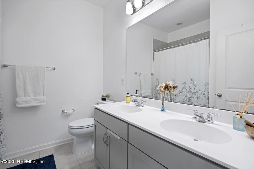 LIVE THE BEACON LAKE LIFESTYLE... FOR LESS! Welcome to one of - photo 25