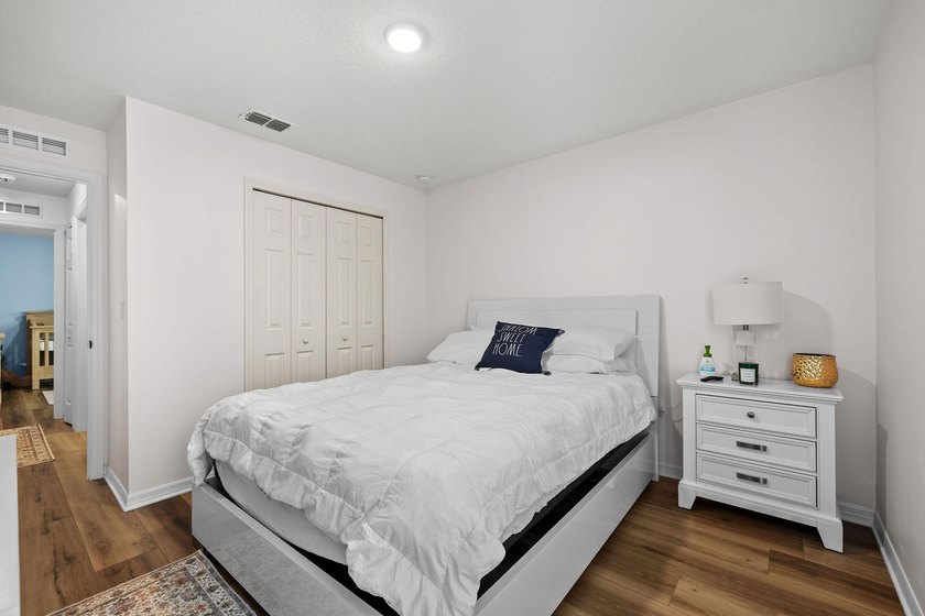 CBS Built in 2021 - 4-bedroom, 2-bath, 2-car garage FENCED YARD - photo 28